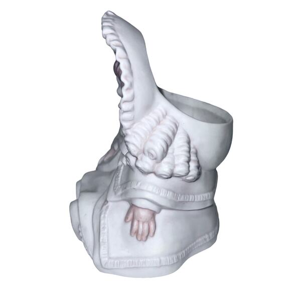 Baby Doll in Bonnet Vase Planter - White & Pink, Made in Mexico, 6” Vintage - Picture 3 of 7